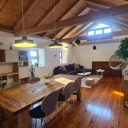 Spacious House In Village Center With A View * Ronco sopra Ascona
